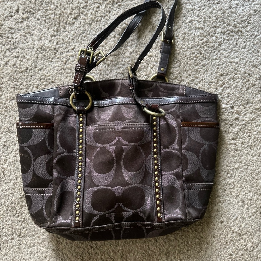 Coach shoulder bag